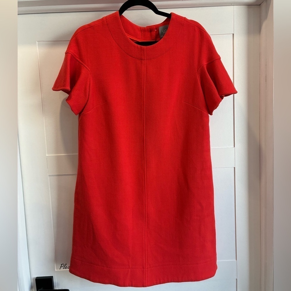Lela Rose coral short sleeve shift dress dress with flowers down the back 14